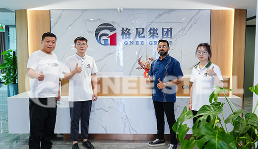 GNEE Group Welcomes Bangladeshi Clients for 800 Tons of Q235B ERW Steel Pipes