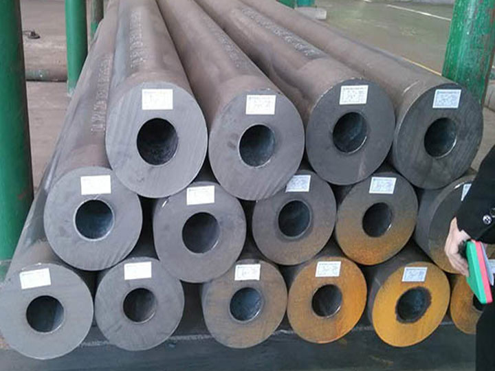 ASTM A335 P12 Alloy Steel Seamless Pipe